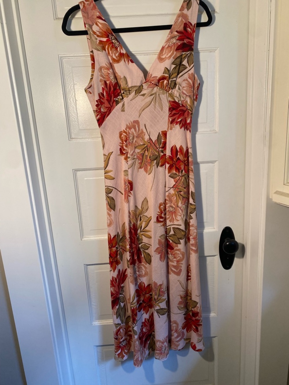 Floral Pink V-Neck Midi Dress